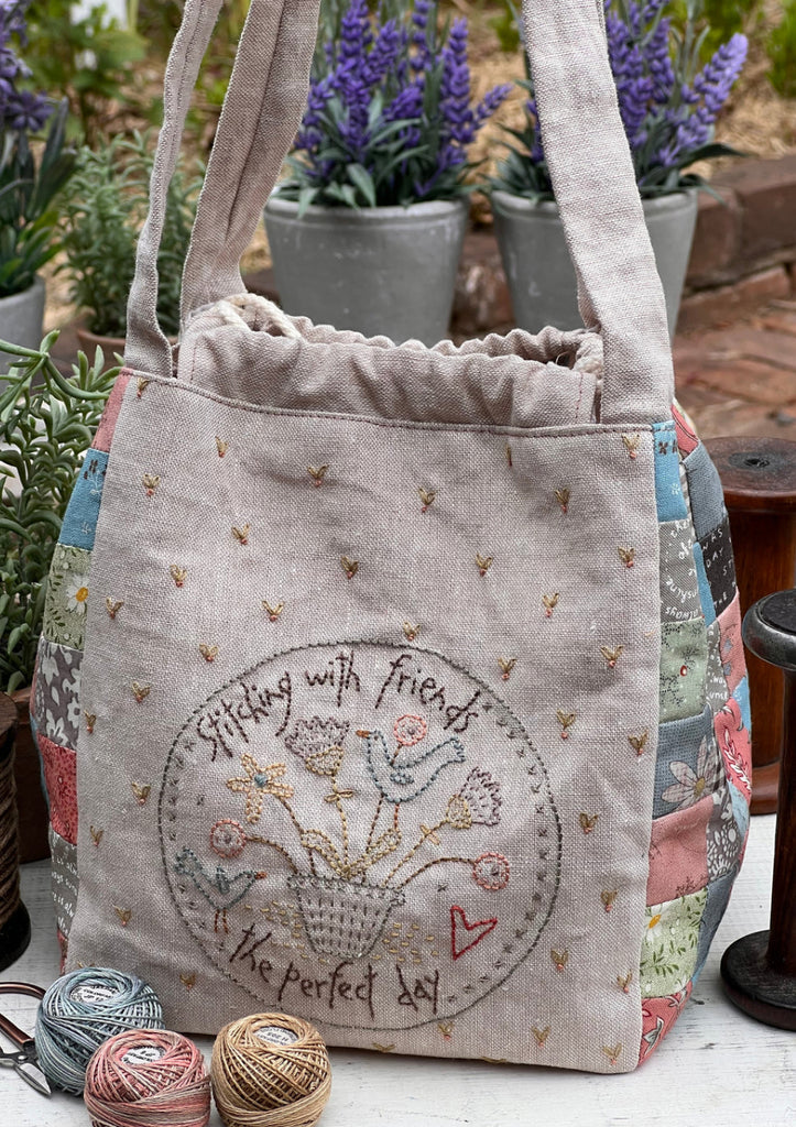 Schnittmuster Love To Sew Drawstring Bag Hatched and Patched Naehzimmer mit Herz Onlineshop